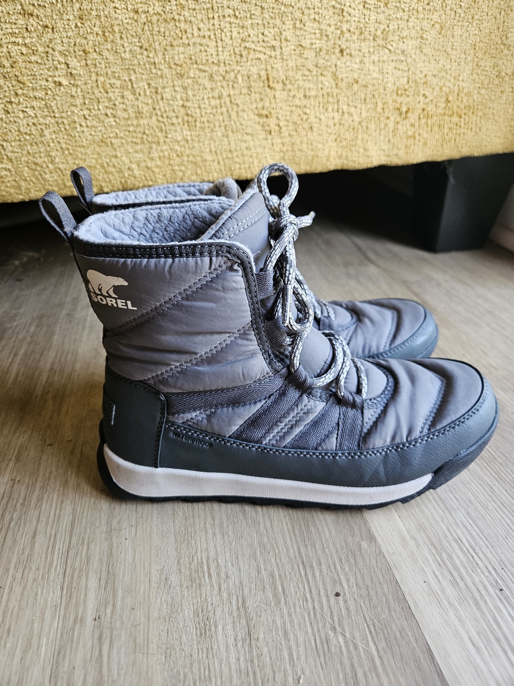 Sorel Whitney Waterproof Winter Boots Size 7 Gray Puffer Insulated Snow Sneaker